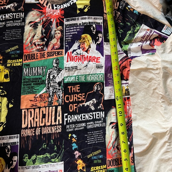 Vintage Horror Movie allover print tee shirt - Picture 3 of 6